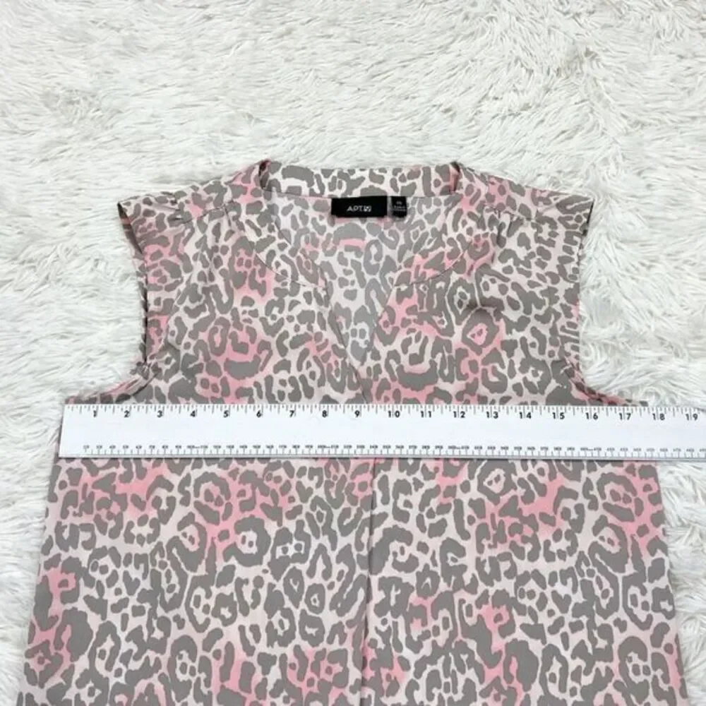Apt.‎ 9 Grey Pink Leopard Cap Sleeve Blouse Top Size XS - Picture 4 of 7